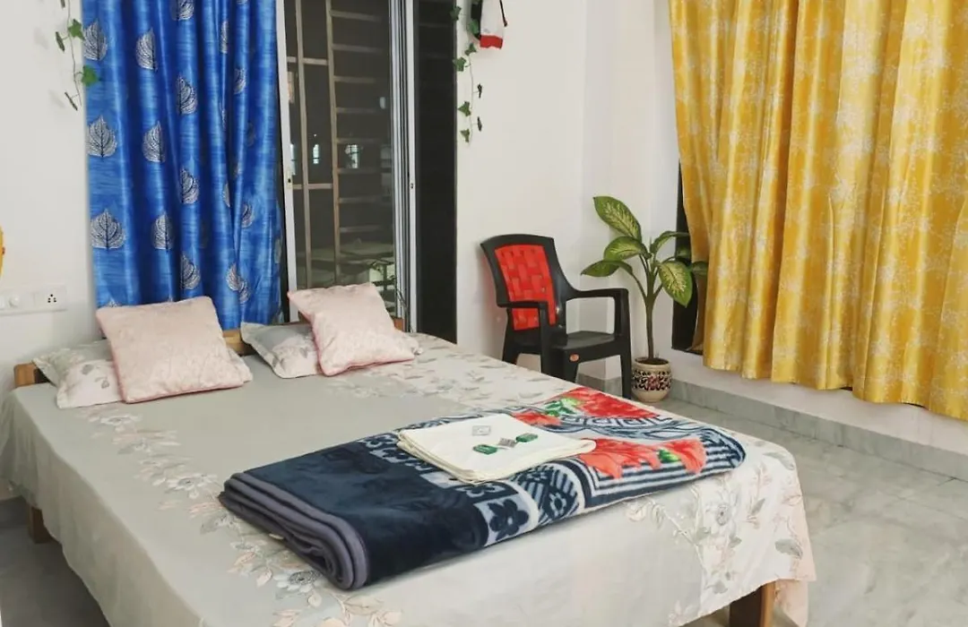 Travellers Nest-1